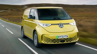 Volkswagen ID. Buzz Cargo - front tracking